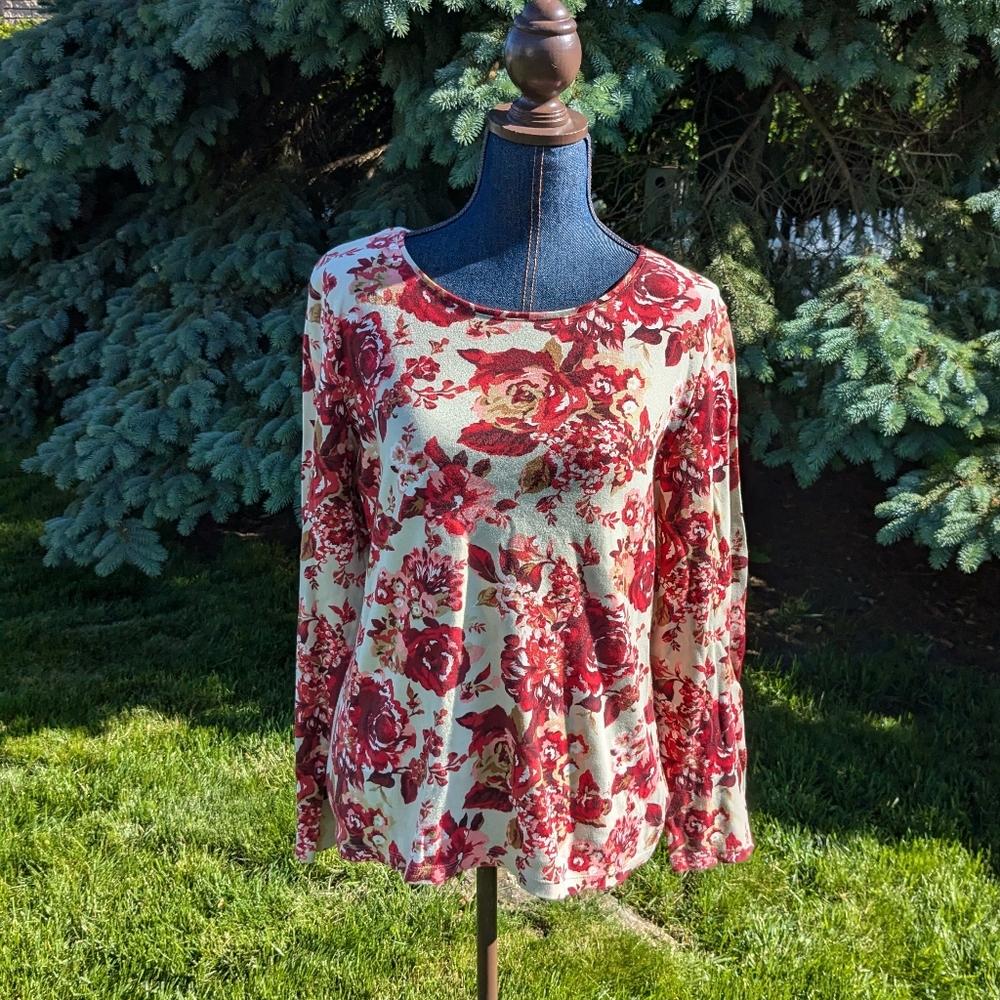 Charter Club Shirt Women's XL Red Roses Round Neck Luxury Top 100% Pima Cotton